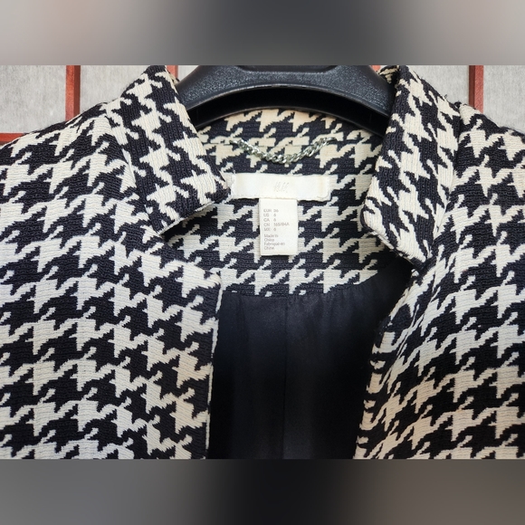 H&M Houndstooth Spring Coat - Picture 2 of 9